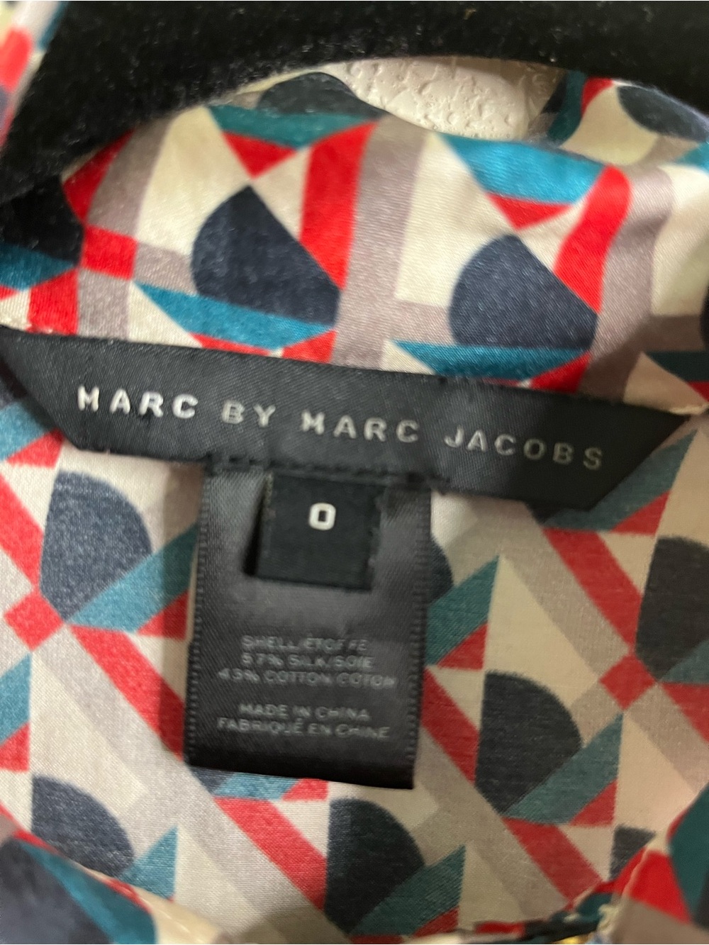Marc Jacobs Geometric Print Tie-Neck Silk Cotton Shirt - Red/Blue/Grey - Picture 3 of 4